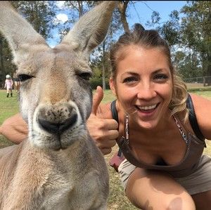 Meet your Posher, Alli